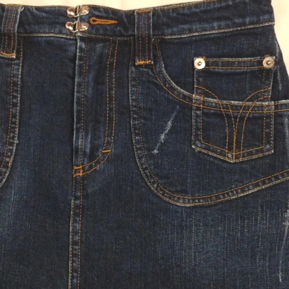 Dolce & Gabbana D&G Dark Wash Distressed Denim Mini Skirt Small Designer Trendy